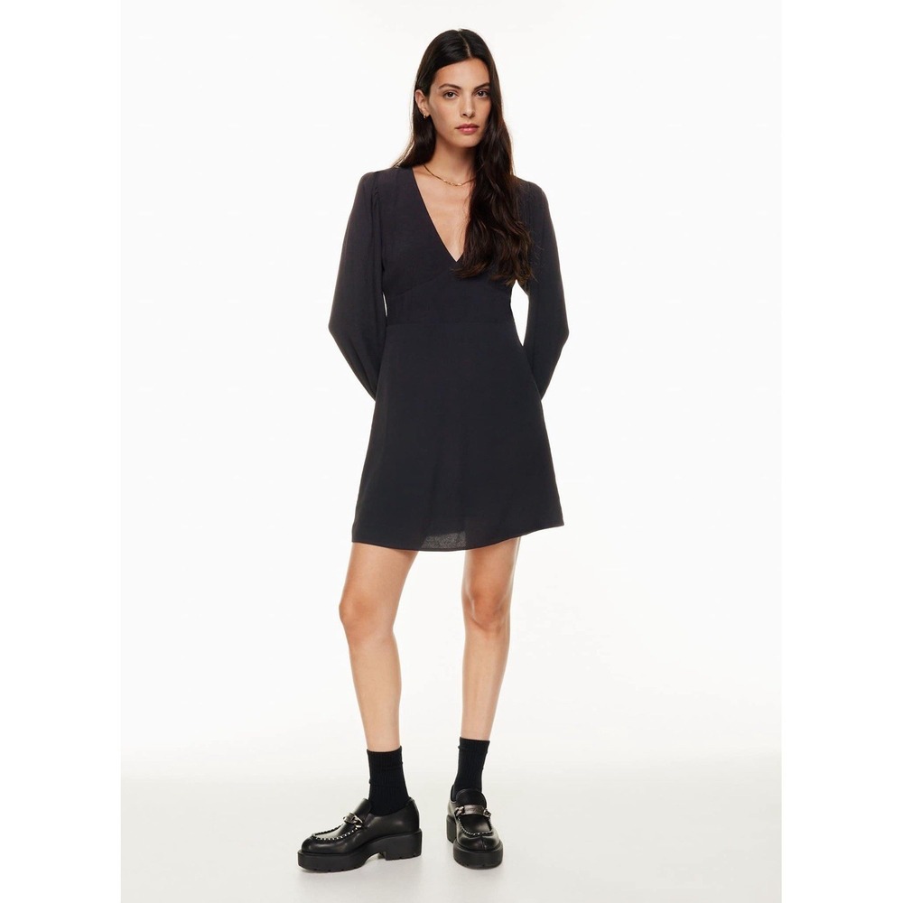 Aritzia Sunday Best Grayson Mini Dress Black V-Neck Long Sleeve Size 00 $110